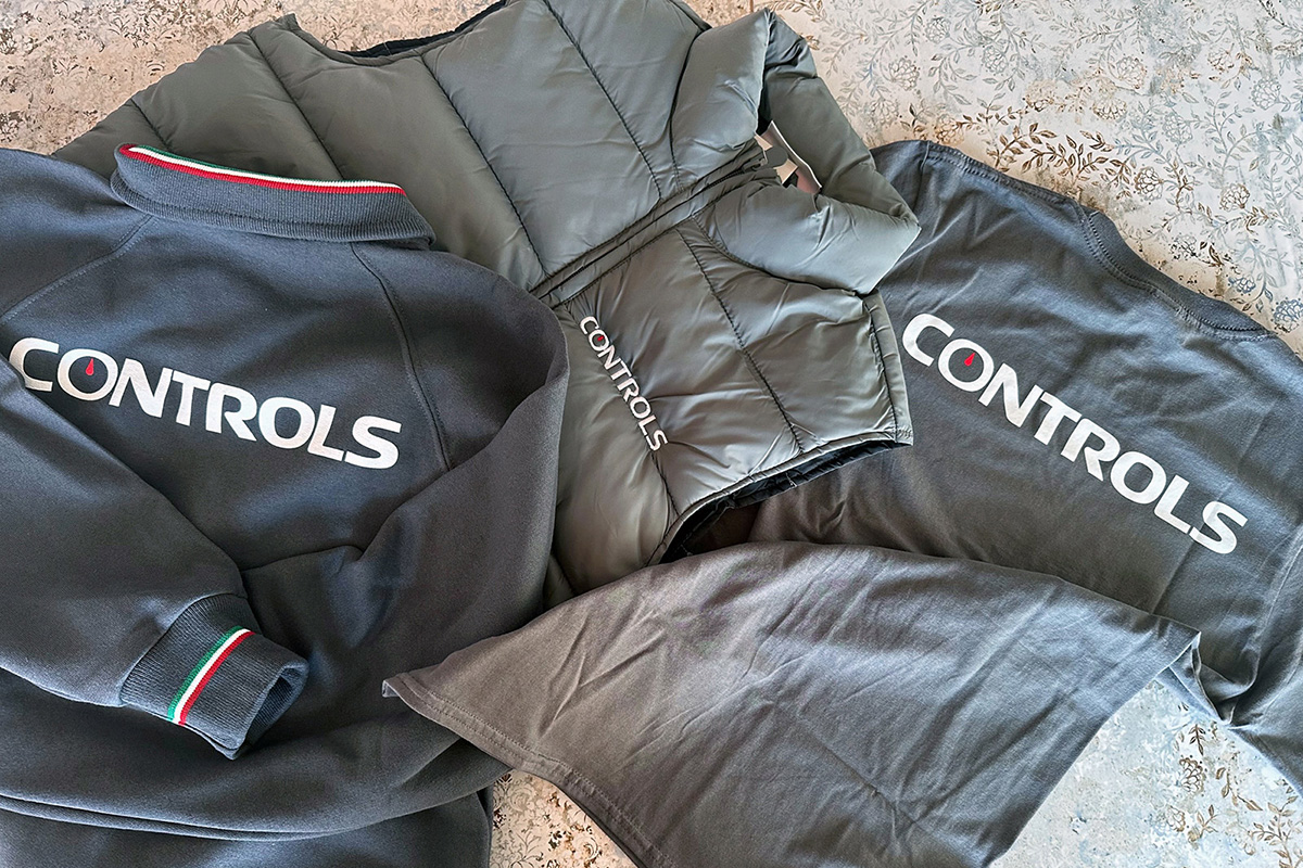Abbigliamento Controls